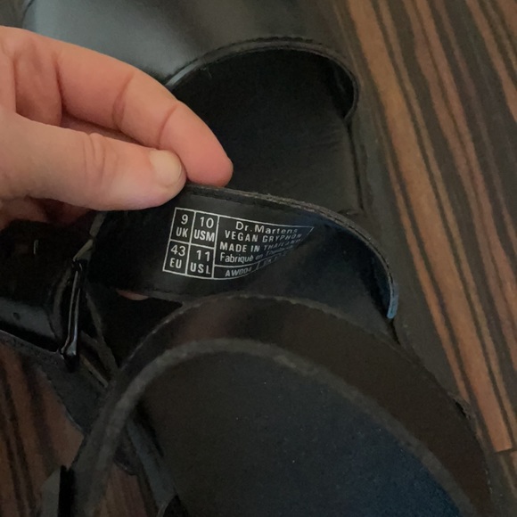 Dr Martens Women's Gryphon Brando Sandals vegan - Picture 4 of 5